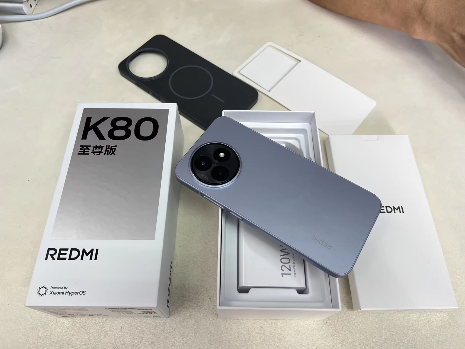 [新品未開封] Redmi K80 12GB+512GB SIMフリー 新品未開封] Redmi K80 12GB+512GB SIMフリー