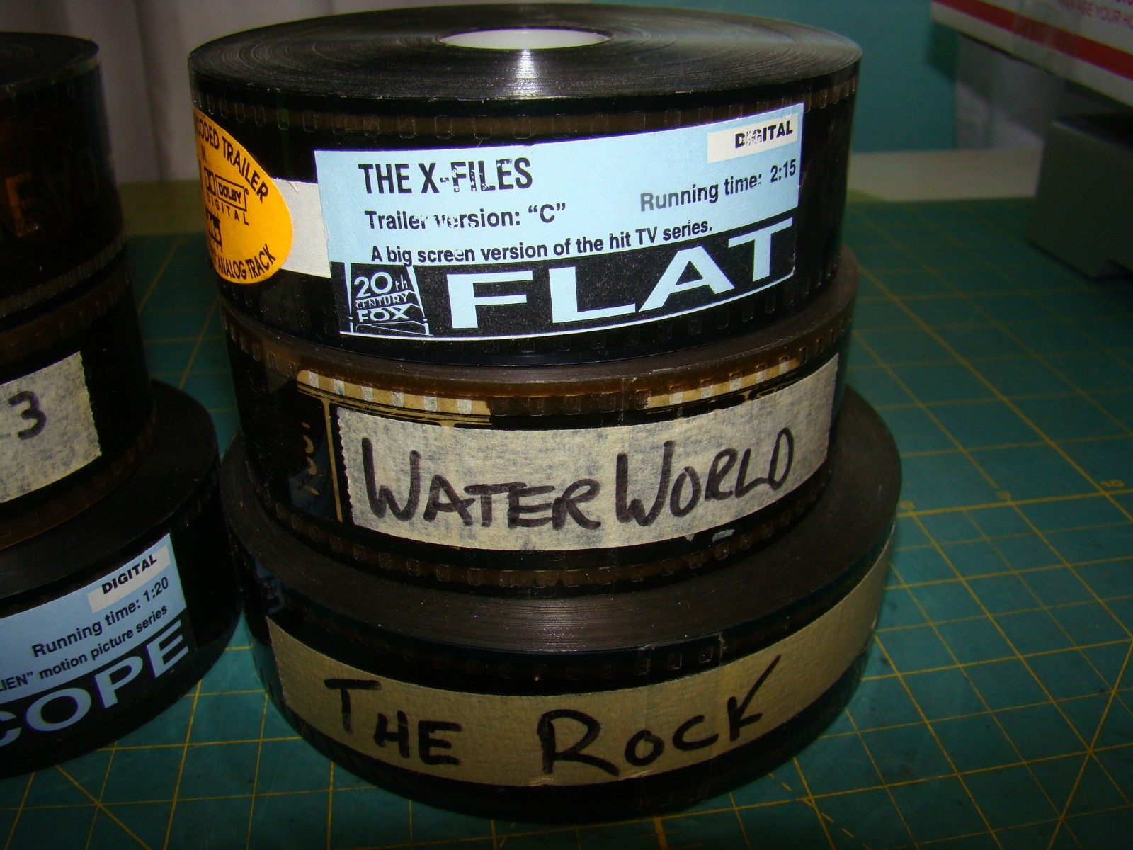 LOT 9 Movie Film 35mm Trailers TRUE LIES Batman Forever Goldeneye Waterworld++