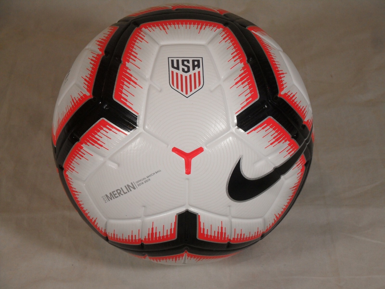 NIKE Merlin サッカーボール　ナイキ　マーリン　5号 Amazon | Nike プレミアリーグ マーリン 公式マッチ サッカー