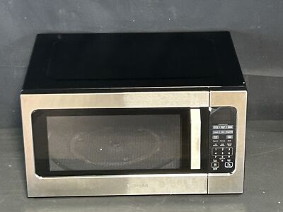Toshiba ML-EM62P(SS) Large Countertop Microwave Black New Open Box