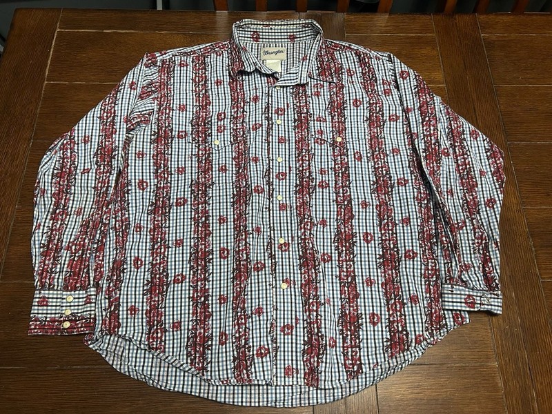 Wrangler Long Sleeve Western Pearl Snap Shirt Blue White Gingham Floral Print
