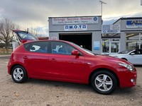 2009 Hyundai i30 1.4 Comfort 5dr  ONLY 18,000 MILES FROM NEW HATCHBACK Petrol Ma