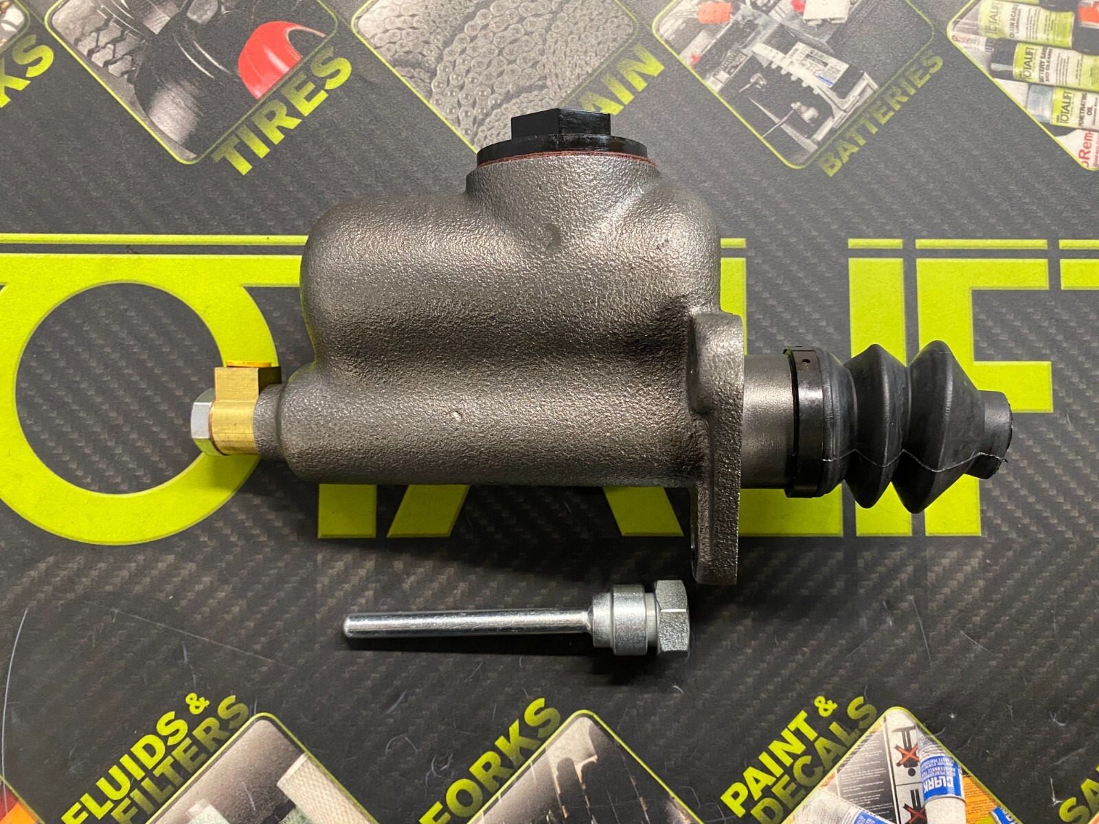 CLARK Forklift Brake/Inching Master Cylinder #899499 Key #23.150/#23.800 C500