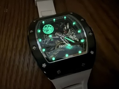 Foto dell'oggetto di un acquirente verificato