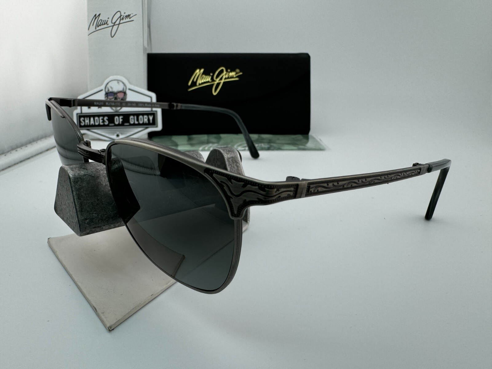 Pre-owned Maui Jim Stillwater Mj 706-17c Pewter Neutral Grey Polarized Folding Sunglasses