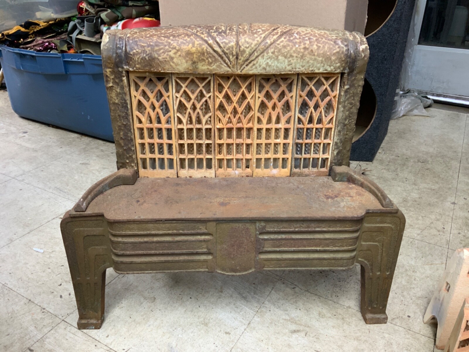 Antique Gas Space Heater Herron Stove & FDRY Co Cast Iron