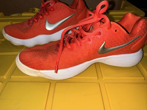 NIKE Hyperdunk Sneakers 2017 Women's Size 8 Low Top 897812