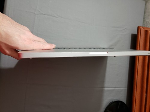 APPLE KEYBOARD MACBOOK PRO UNIBODY A1286 613-8239-05 2010 15