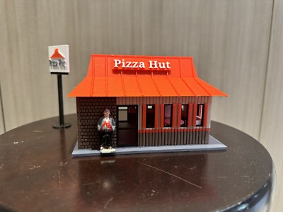 O Scale Pizza Hut- BUILT