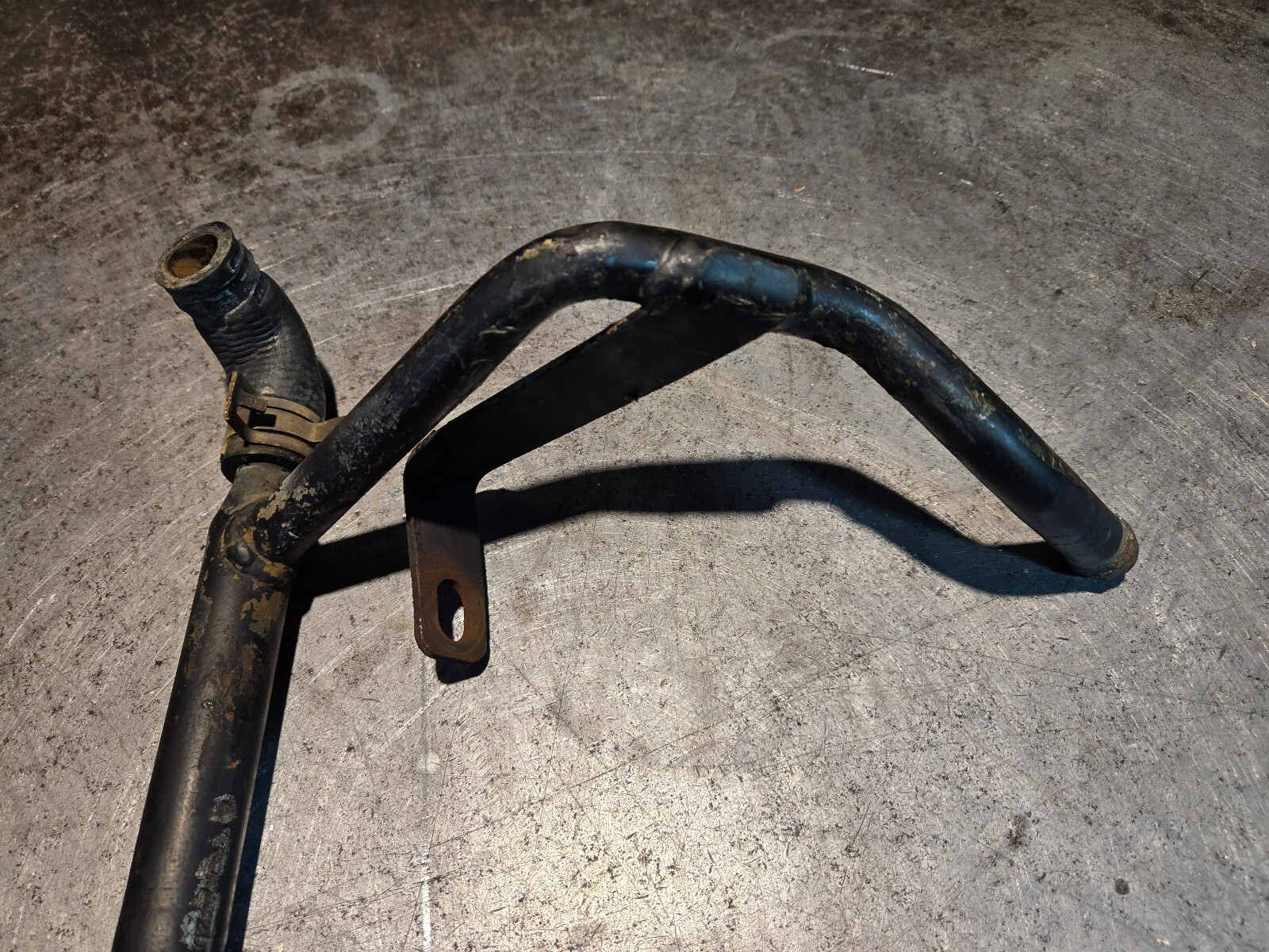 CUMMINS COOLANT LINE 3947920 - Picture 3 of 4