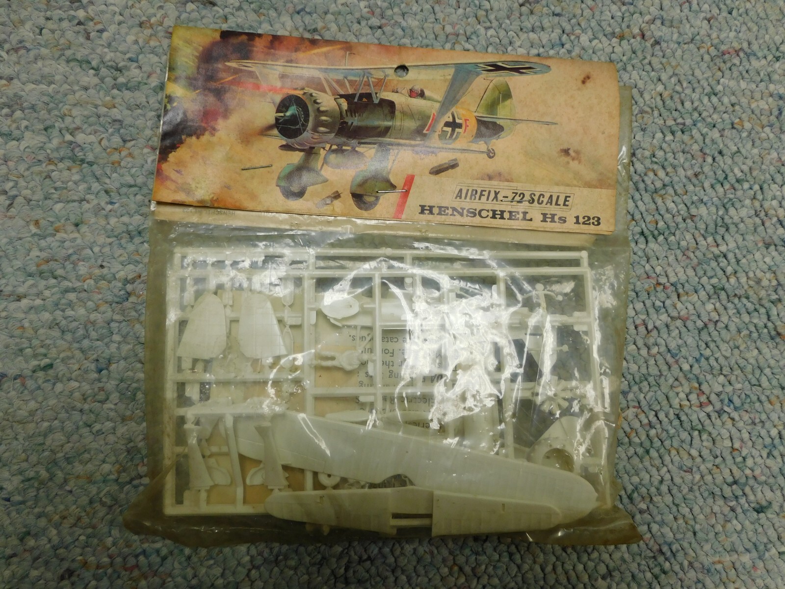 Airfix 1/72 Henschel Hs 123- Old - Bagged/header 1960s issue
