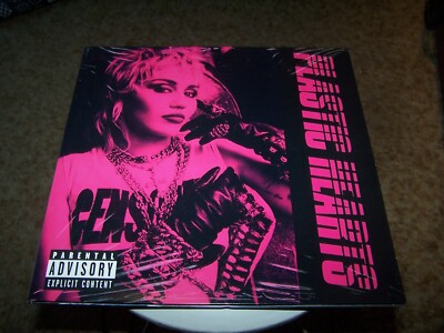 Miley cyrus- Plastic Hearts (Vinyl 2021) -2 Record set w/booklet