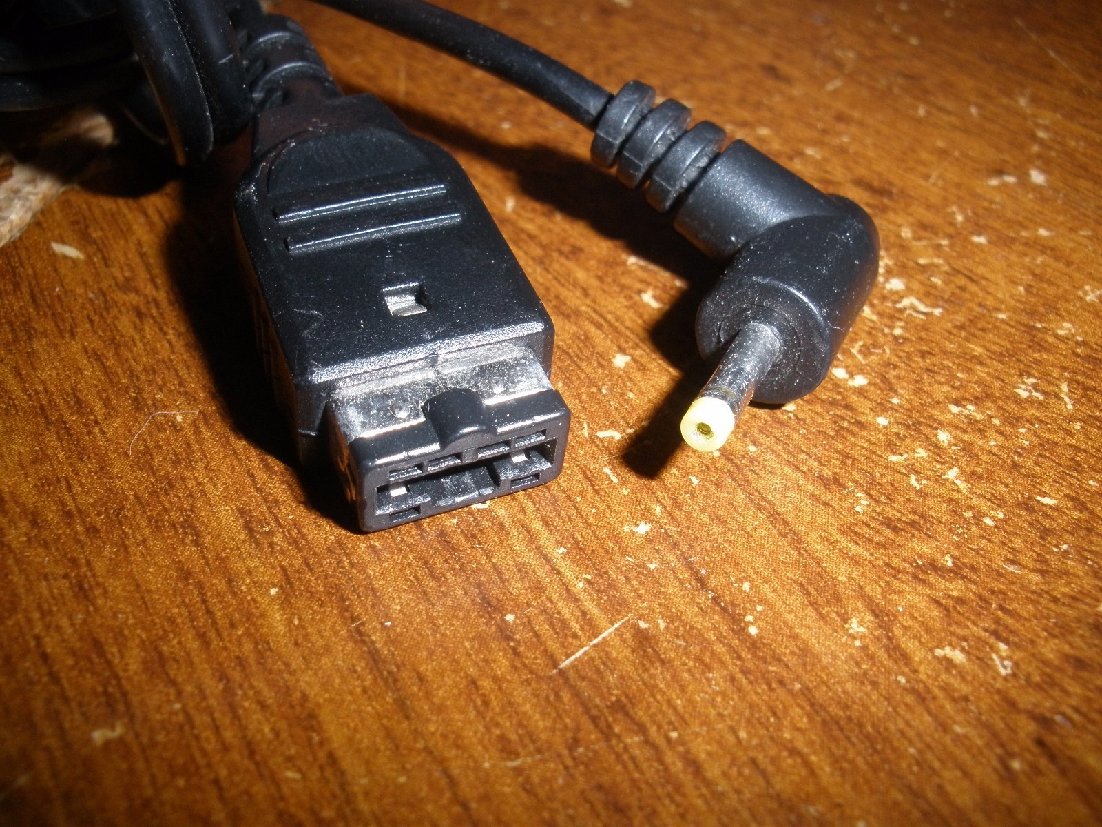 MADCATZ Nintendo DS Car Adapter,