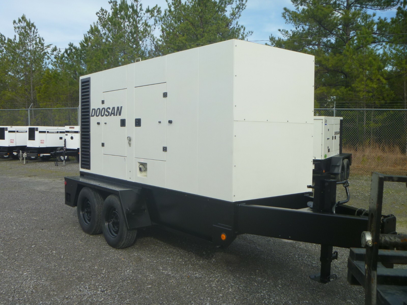 2012 Doosan / IR Generator Deere Diesel 232KW 1 & 3 Phase Trailer