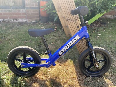 Strider Sport 12 inch balance bike blue 