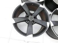 Audi A6 4G 11-14 4x Felgen Alufelgen 5X112 9X20Zoll ET35 Audi A6 4G 11-14 02.07.2013 gebraucht Vorschau 2