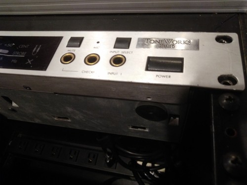 Korg ToneWorks DTR-1 Digital Strobe Instrument Rack Tuner