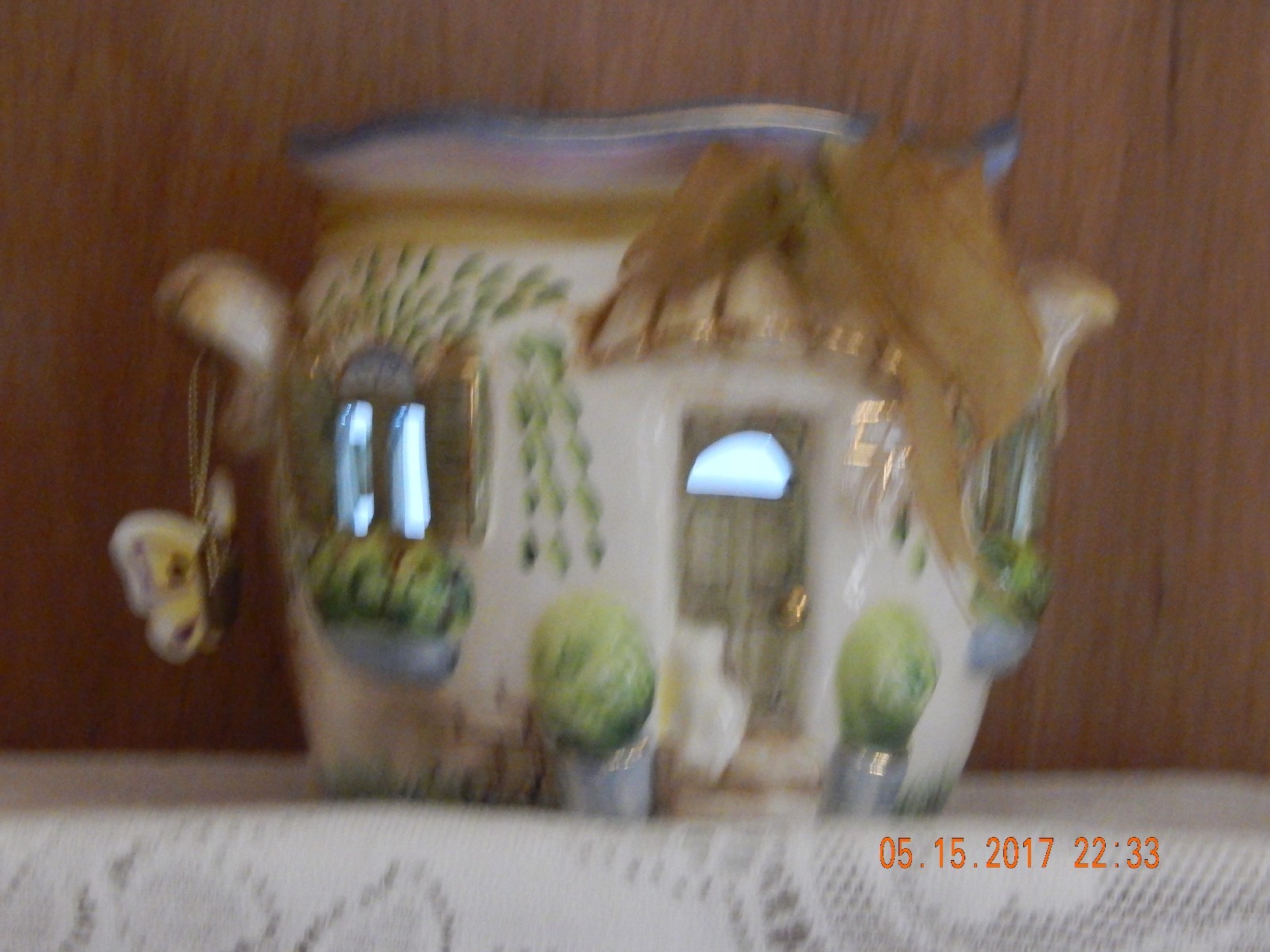 Decorative Cottage Candle Holder - Home Interior