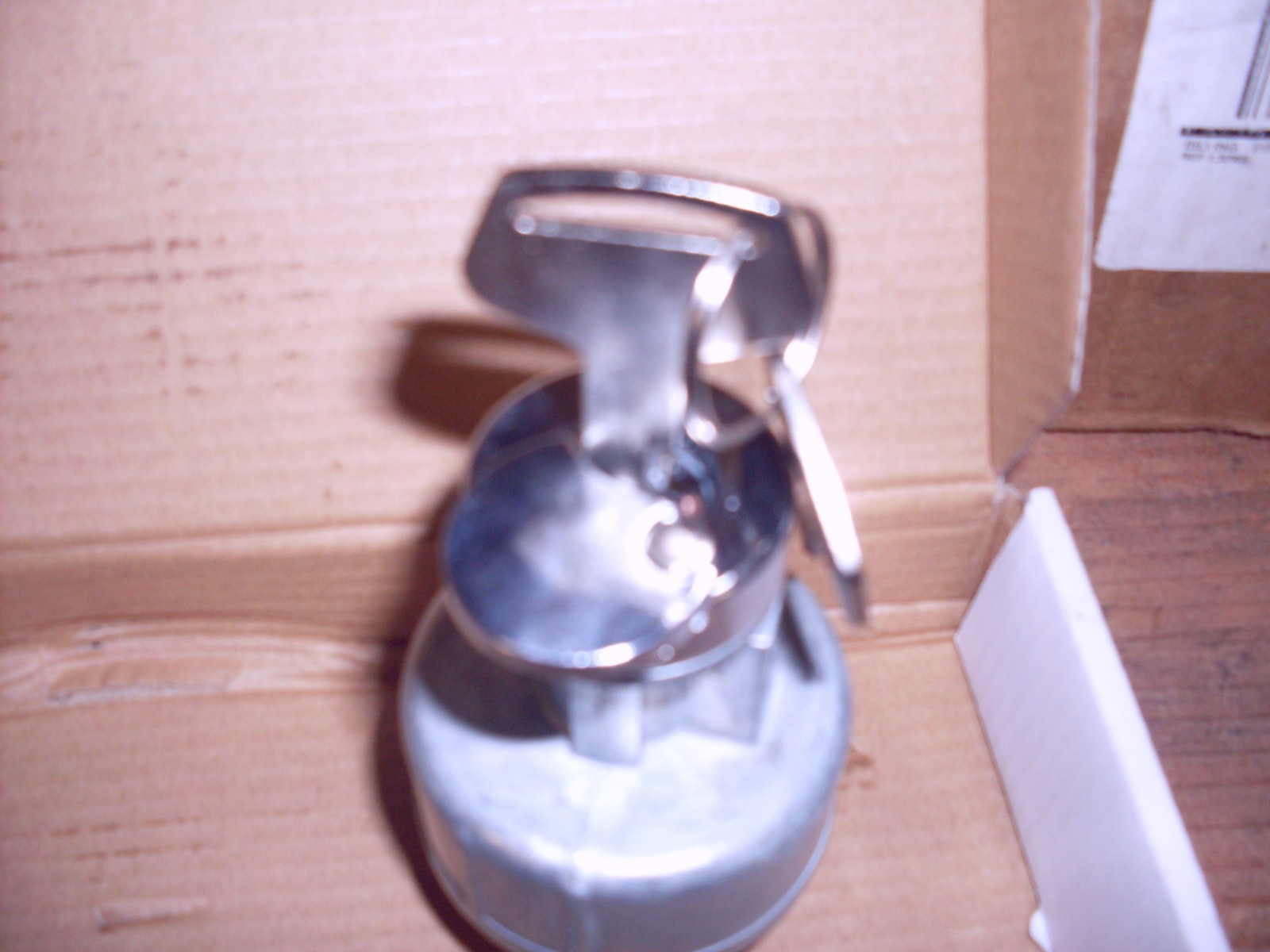 John deere 650 750 850 900 950 1050 1250 1450 1650 key ignition switch CH11696