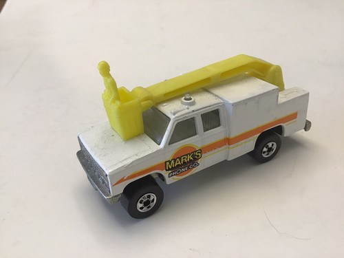 hotwheels EXTRAS  1983年 レア　トラック ビンテージ ⚡⚡⚡ VINTAGE 1983 HOT WHEELS SPEED SEEKER BLACK & GOLD