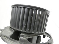 VW Touran 1T3 10-15 Gebläsemotor Lüftermotor Heizungsgebläse Hinten VW Touran 1T3 10-15 19.12.2012 1K1820015L... Vorschau 6