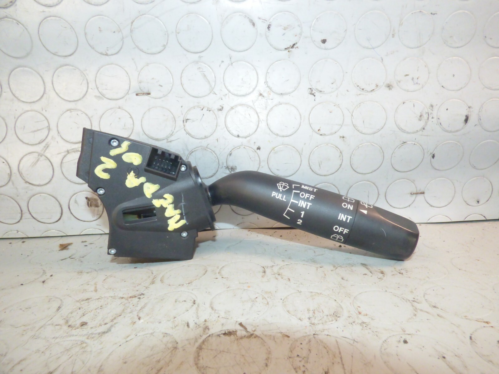 Devio Luci destro MAZDA 2 2004 01242500