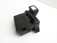 BMW X3 E83 LCI 06-10 3,0d 160KW Verkleidung Pluskabel Plus Pluspol Deckel Stützpunkt B+ BMW X3 E83 LCI 06-10... Vorschau 2