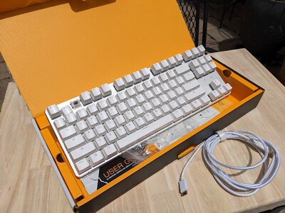 Glorious Custom Gaming Keyboard - GMMK 85% percent TKL RGB Barebone Mechanical