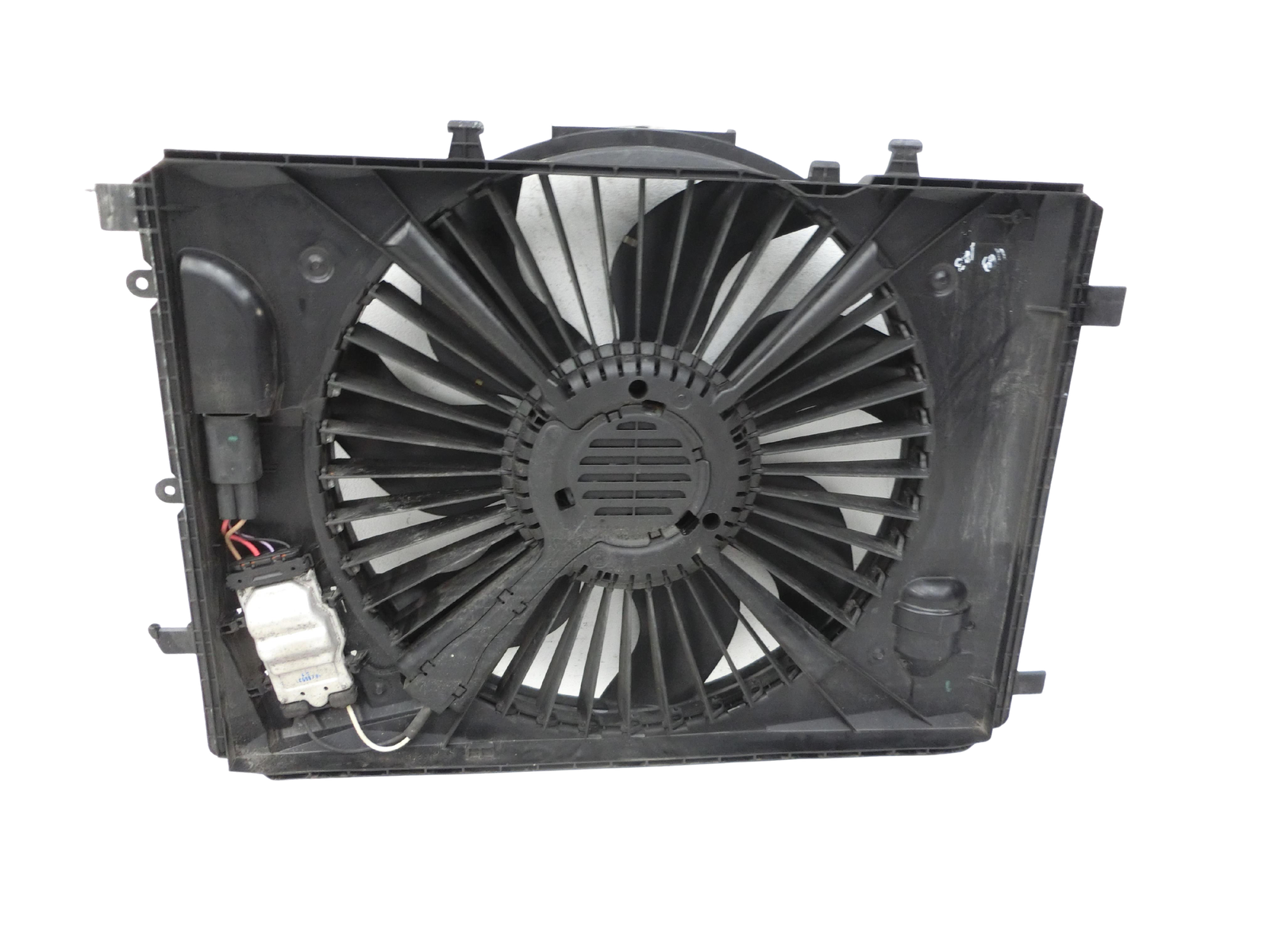 Mercedes S204 W204 C220 11-15  2,1 125KW Lüfter Ventilator f. Kühler 400W - Bild 1