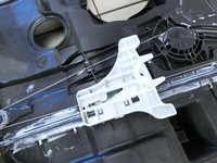 Hyundai Santa Fe III DM 12-15 Fensterheber o. FH-Motor Hinten Links Hyundai Santa Fe III DM 12-15 01.02.2015 gebraucht Vorschau 5