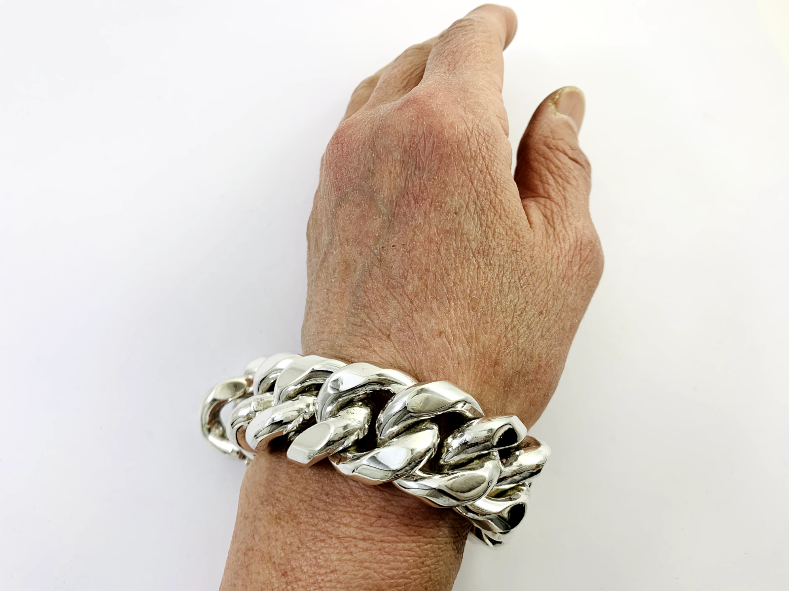 Very Heavy Taxco Mexico 925 Sterling Silver Curb Chain Bracelet