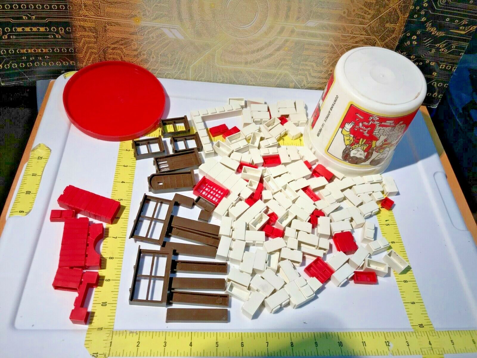 Block City Brick Bucket 180 lot vintage 80's toy building construction house