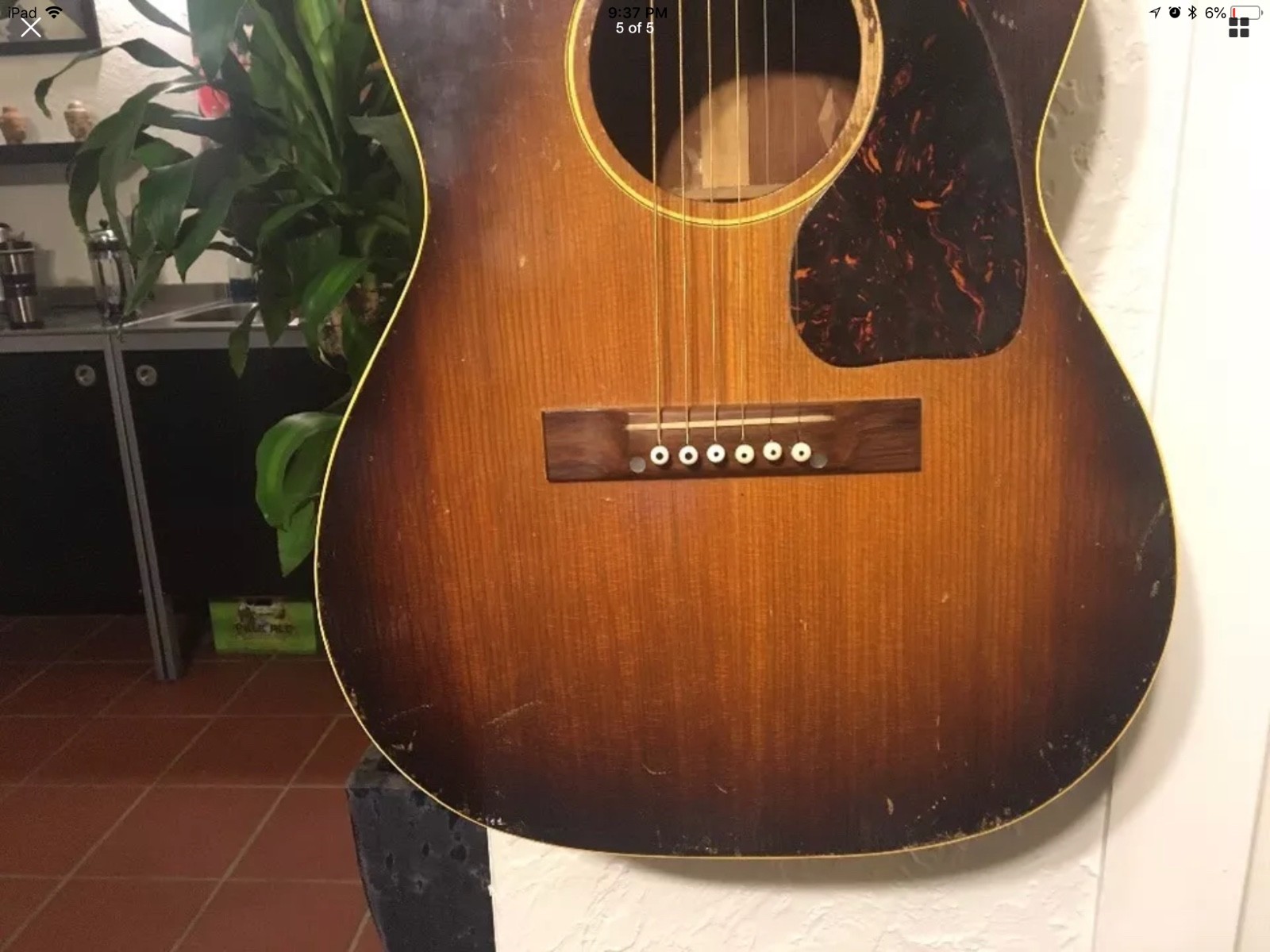 1950 Gibson LG-2 guitar