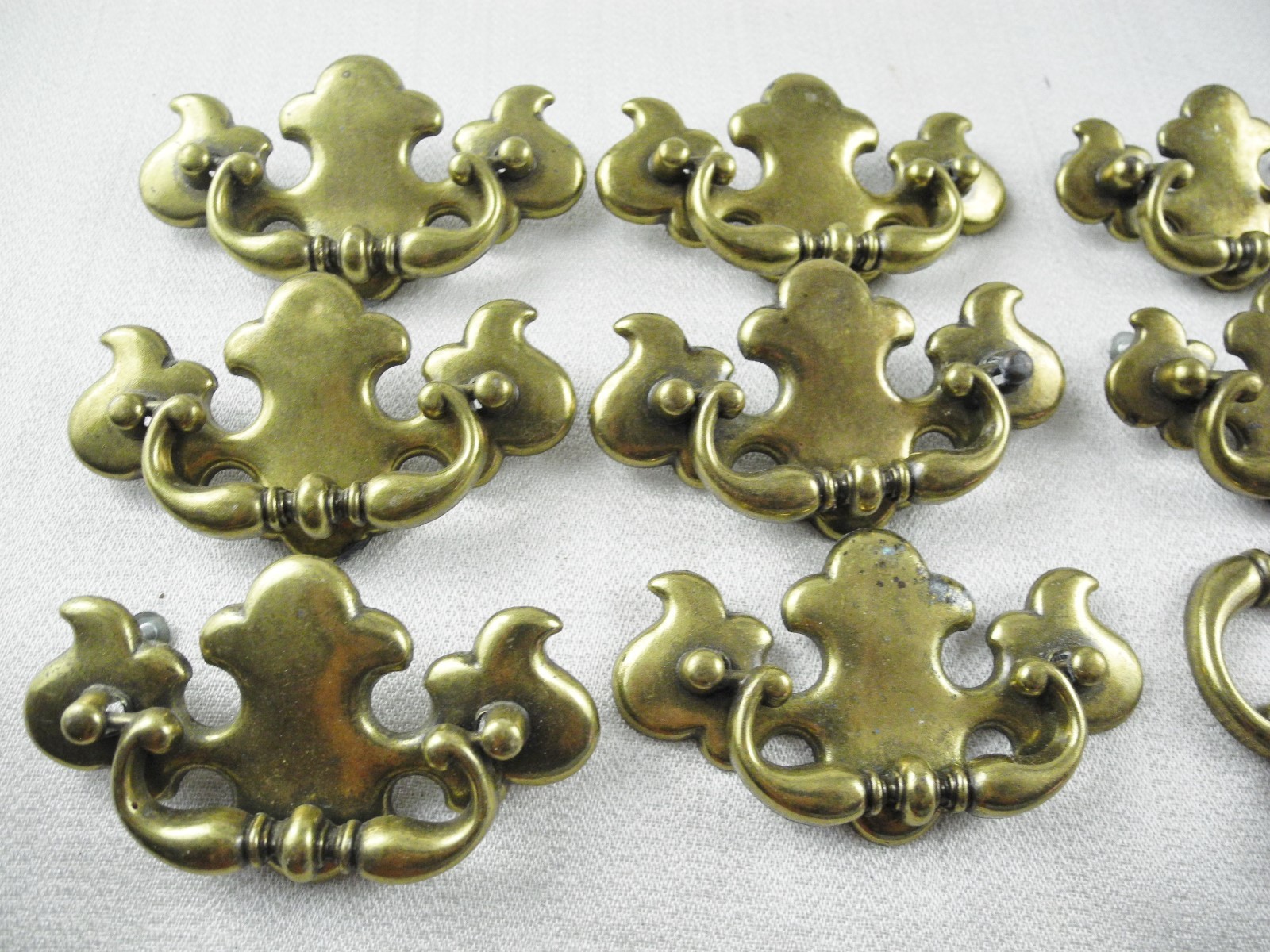 12 VINTAGE Brass Drawer pulls / Furniture Hardware 4.25
