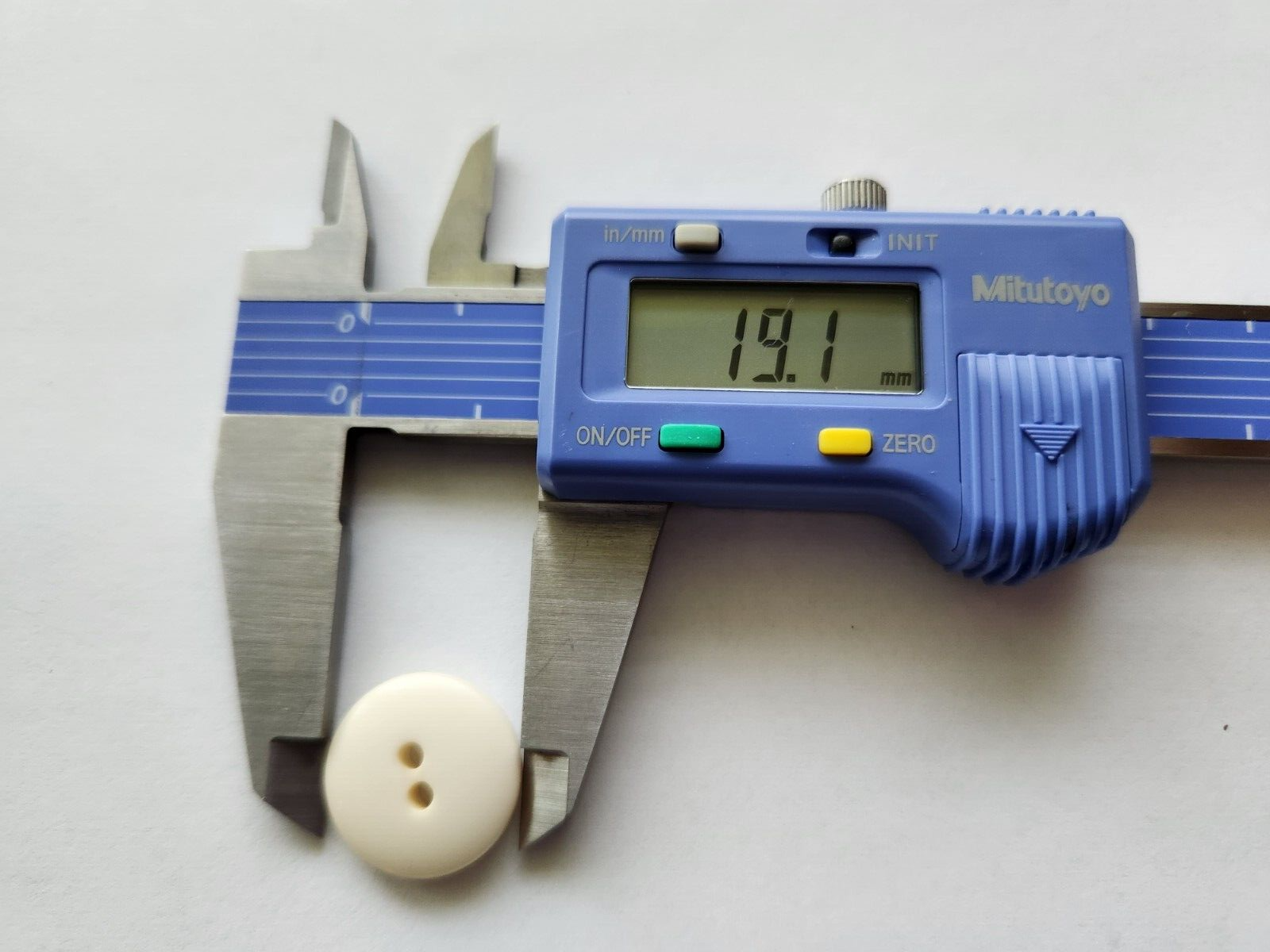 12 Cream Color slightly domed 2-hole sew-through plastic buttons 3/4" 19mm 