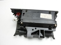 VW Touran 1T3 06-10 Aschenbecher Ascher ohne Zigarettenanzünder VW Touran 1T3 06-10 25.09.2009 1T1857961 gebraucht Vorschau 5