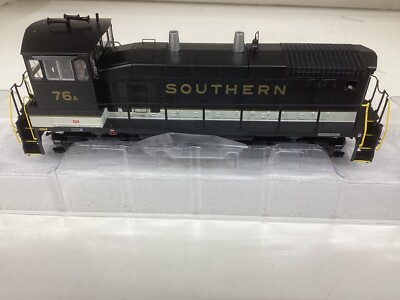 Athearn #29774 HO scale  Southern   SW1500 Rd.#76A