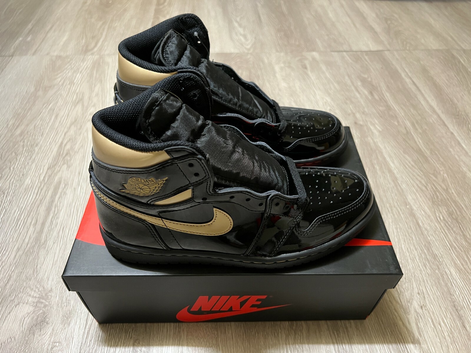 Nike Air Jordan 1 ブラック 8.5 国内12月6日発売予定】 ナイキ エアジョーダン1 レトロ ハイ OG
