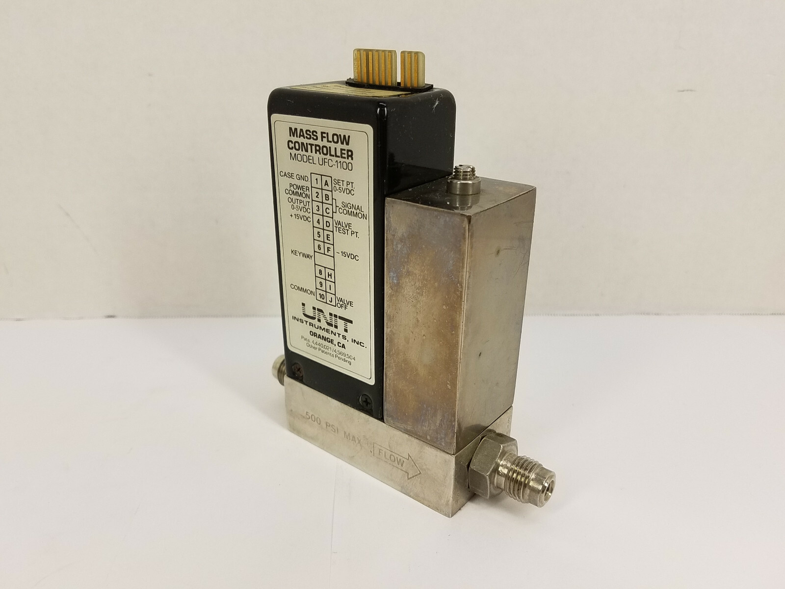 UNIT UFC-1100 (Gas O2, Flow Rate 1.0 SLM) MFC Mass Flow UNIT UFC-1100 (Gas O2, Flow Rate 1.0 SLM) MFC Mass Flow