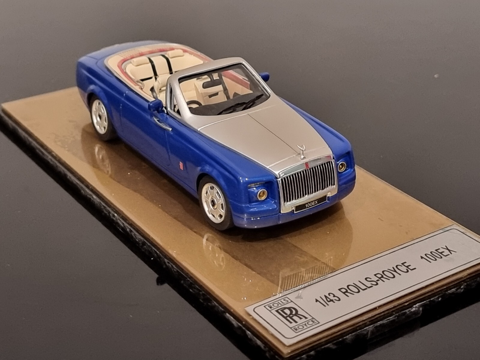 Rolls-Royce Phantom II ミニカー s-l1200.jpg