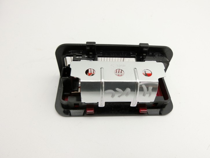 BMW F11 520d 10-13 Innenleuchte Einstiegsleuchte Begrenzungsleuchte für Heckklappe BMW F11 520d 10-13 18.05.2012... Vorschau 3