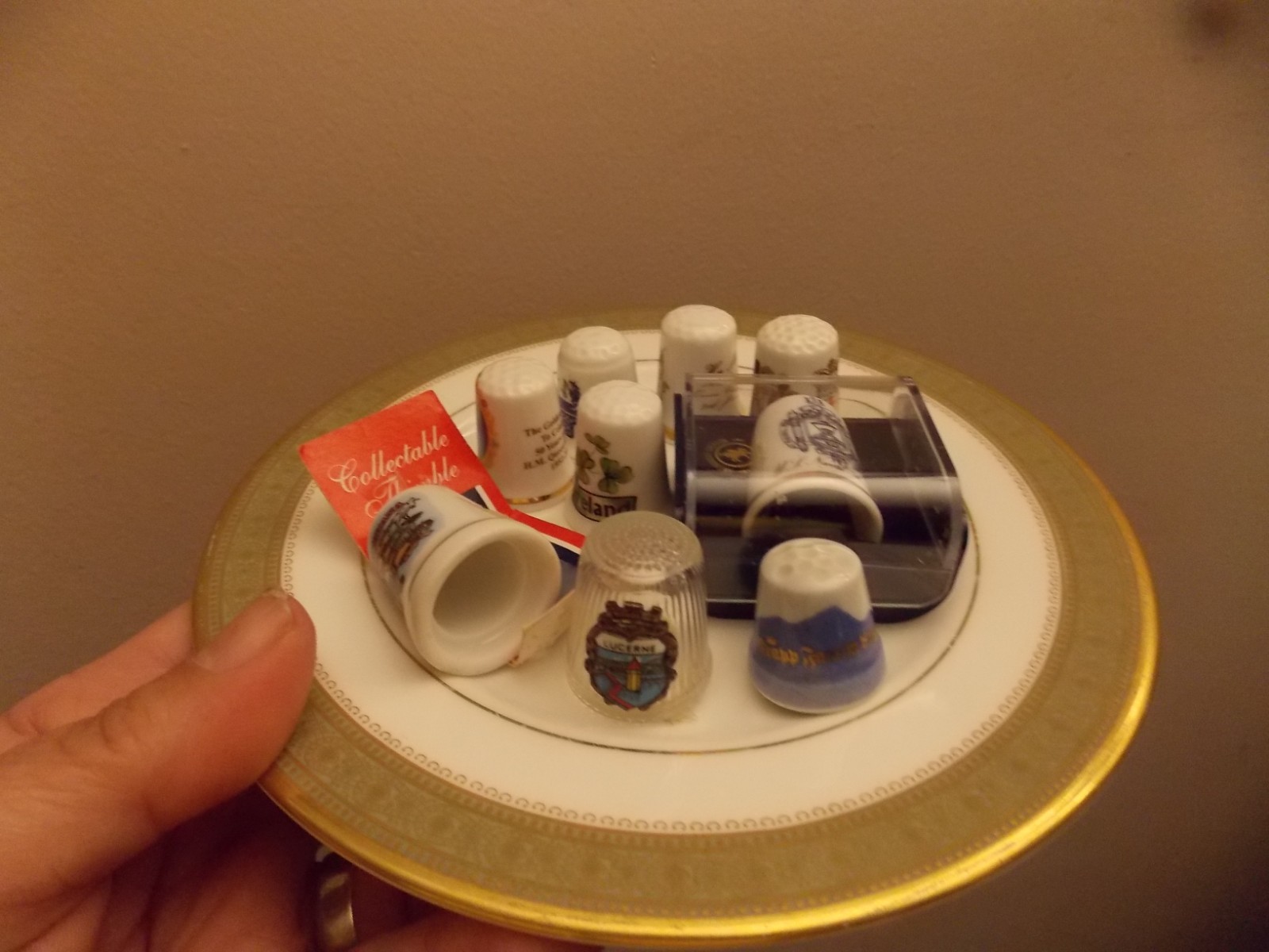 Lot of 75 VINTAGE Ceramic PORCELAIN Enesco Coalport Karol Western souvenir