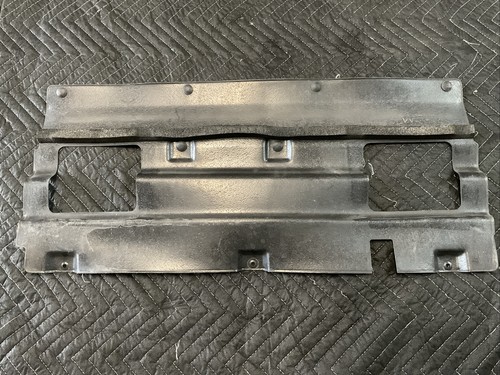 2022 RAM 1500 TRX 6.2L HELLCAT RADIATOR LOWER SEAL