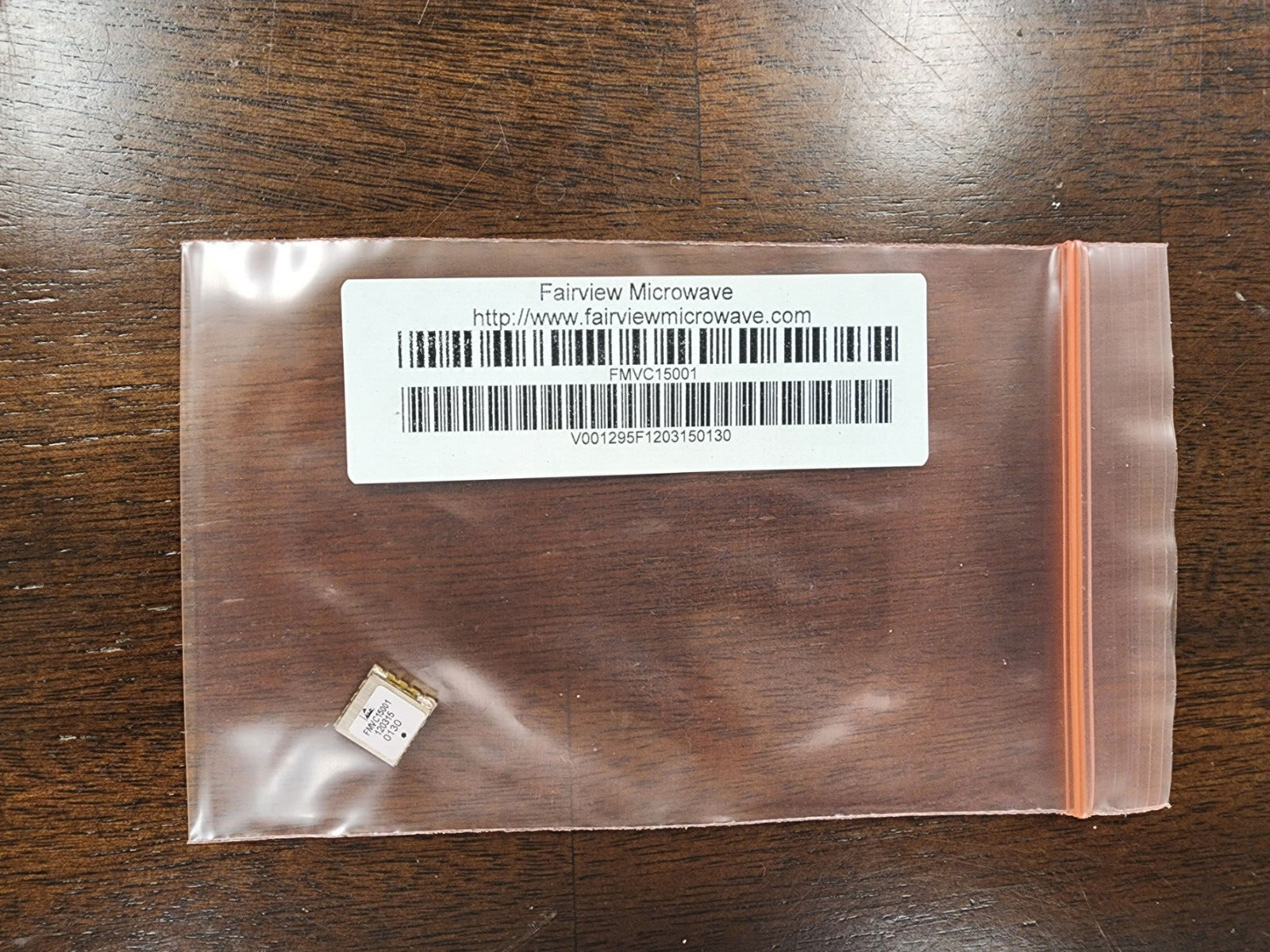 Fairview Microwave FMVC15001 SMT Voltage Controlled Oscillator VCO NEW!!