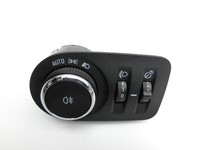 Opel Astra K B16 15-22 Lichtschalter Schalter Opel Astra K B16 15-22 26.02.2018 39050759 gebraucht Vorschau 2