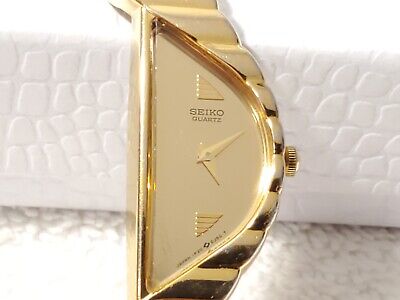 Vintage Seiko Half Moon Women's Gold Tone Quartz Watch Vintage Seiko Half Moon Women's Gold Tone Quartz Watch