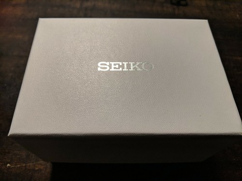 Pre-owned Seiko Blue Unisex Adult Watch - Szsb016