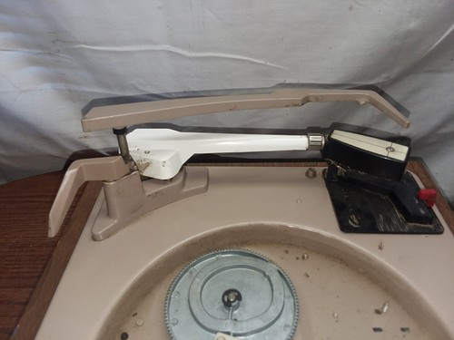 Garrard 4 Speed ChangerTurntable