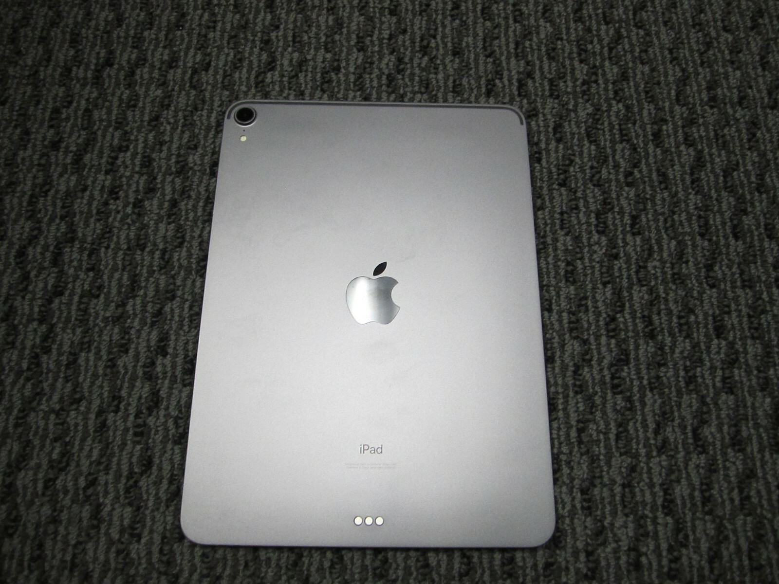 iPad Pro 1st gen 256GB スペースグレー s-l400.jpg