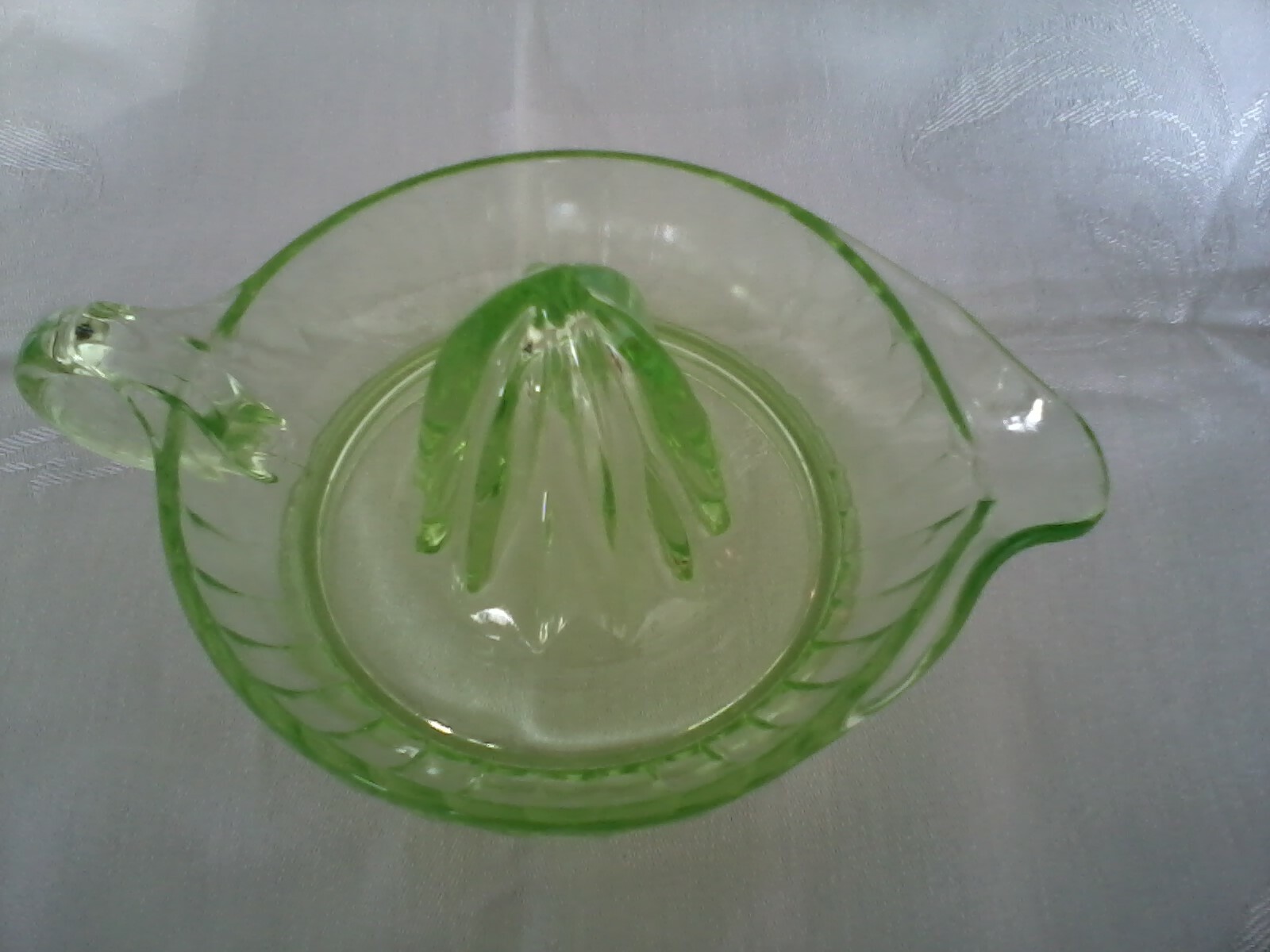 Vintage Large Green Depression Glass Citrus Reamer/Juicer Vaseline